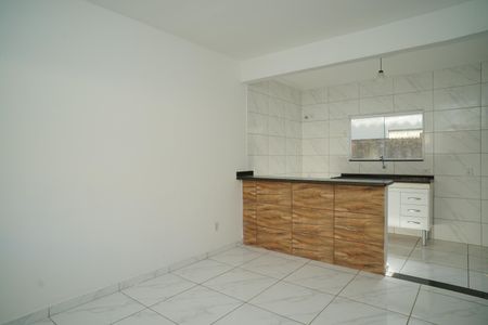 Casa para alugar com 70m², 2 quartos e 1 vaga Casa para alugar com 70m², 2 quartos e 1 vagaSala