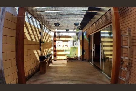 Casa à venda com 169m², 3 quartos e 4 vagas Casa à venda com 169m², 3 quartos e 4 vagasFoto 13