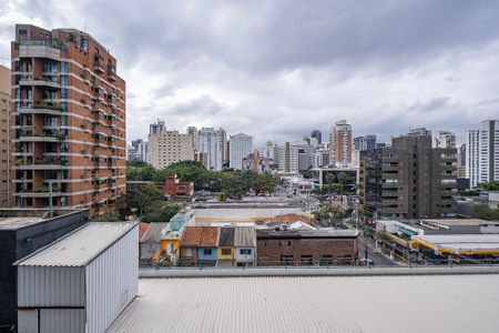 Sala/Cozinha - Vista de kitnet/studio para alugar com 1 quarto, 25m² em Pinheiros, São Paulo