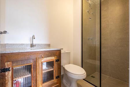Suíte - Banheiro de kitnet/studio para alugar com 1 quarto, 25m² em Pinheiros, São Paulo