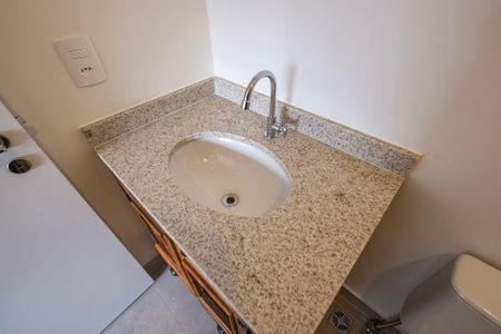 Suíte - Banheiro de kitnet/studio para alugar com 1 quarto, 25m² em Pinheiros, São Paulo
