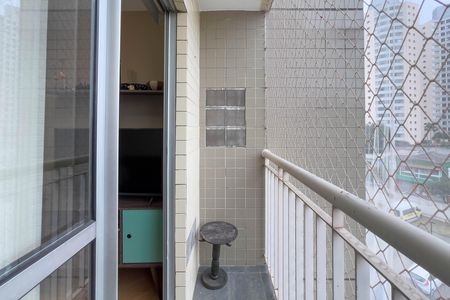Varanda de apartamento para alugar com 3 quartos, 70m² em Cambuci, São Paulo