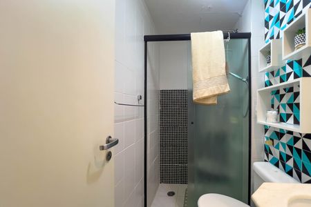 Apartamento à venda com 70m², 3 quartos e 1 vaga Apartamento à venda com 70m², 3 quartos e 1 vagaBanheiro