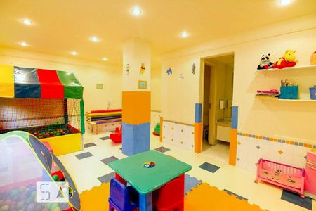 Apartamento à venda com 70m², 3 quartos e 1 vaga Apartamento à venda com 70m², 3 quartos e 1 vagaBrinquedoteca