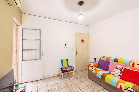 Apartamento à venda com 2 quartos, 48m² em Guajuviras, Canoas