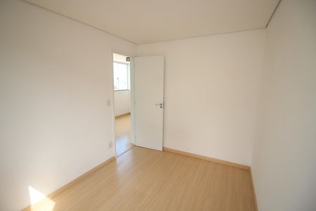 Quarto 2 de apartamento à venda com 2 quartos, 107m² em Inconfidentes, Contagem