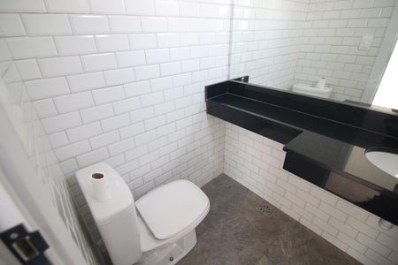 Apartamento à venda com 107m², 2 quartos e 2 vagasBanheiro 2