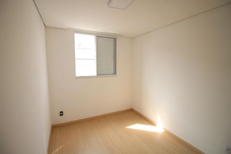 Quarto 2 de apartamento à venda com 2 quartos, 107m² em Inconfidentes, Contagem