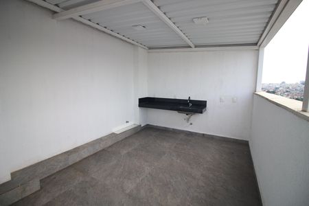 Apartamento à venda com 107m², 2 quartos e 2 vagasCobertura