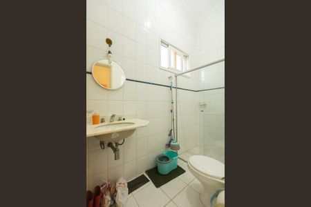 Casa de condomínio à venda com 630m², 6 quartos e 8 vagasBanheiro da Lavanderia 