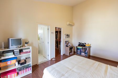 Casa de condomínio à venda com 630m², 6 quartos e 8 vagasSuíte 2