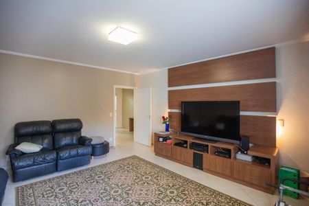 Casa de condomínio à venda com 630m², 6 quartos e 8 vagasQuarto 2