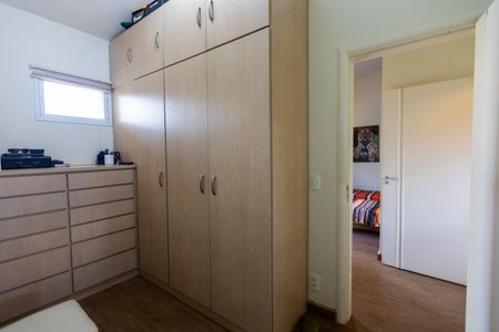 Casa de condomínio à venda com 630m², 6 quartos e 8 vagasCloset da Suíte Master