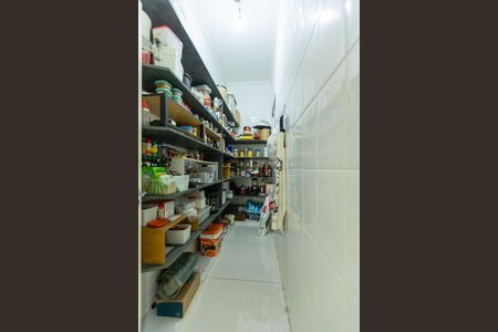 Casa de condomínio à venda com 630m², 6 quartos e 8 vagasDespensa