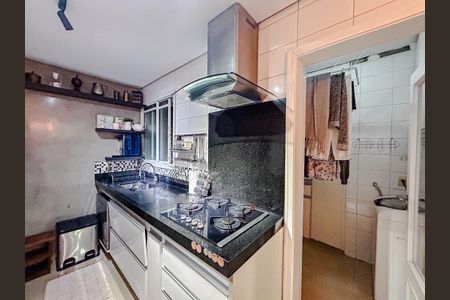 Apartamento à venda com 93m², 3 quartos e 2 vagasCozinha