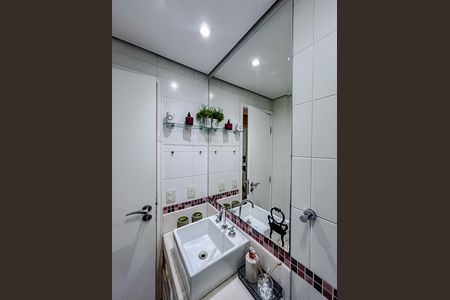 Apartamento à venda com 93m², 3 quartos e 2 vagasBanheiro