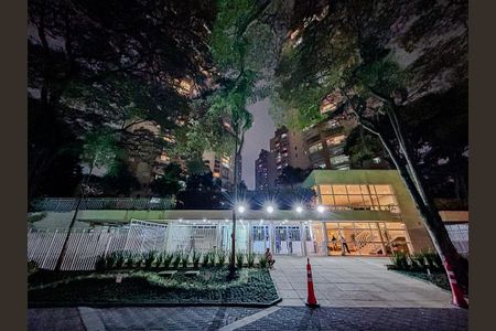 Apartamento à venda com 93m², 3 quartos e 2 vagasFachada e portaria
