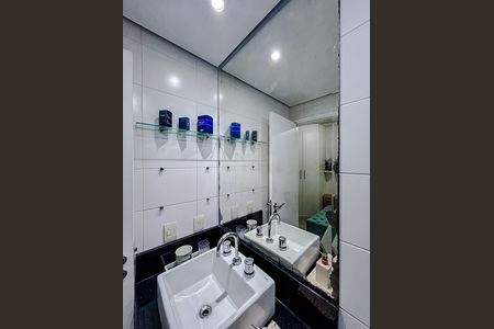 Apartamento à venda com 93m², 3 quartos e 2 vagasBanheiro da Suíte