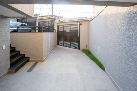 Casa de condomínio à venda com 66m², 2 quartos e 1 vagaGaragem