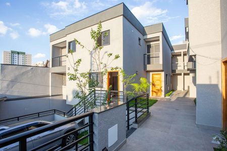 Casa de condomínio à venda com 66m², 2 quartos e 1 vagaÁrea comum
