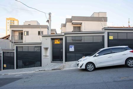Casa de condomínio à venda com 66m², 2 quartos e 1 vagaFachada