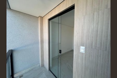 Casa à venda com 124m², 3 quartos e 2 vagas