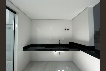 Casa à venda com 124m², 3 quartos e 2 vagas