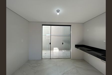 Casa à venda com 124m², 3 quartos e 2 vagas