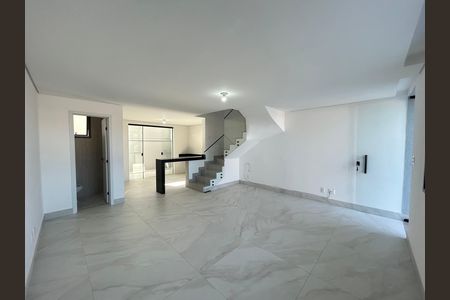 Casa à venda com 124m², 3 quartos e 2 vagas