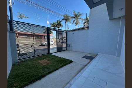 Casa à venda com 124m², 3 quartos e 2 vagas
