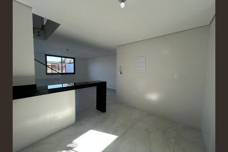Casa à venda com 124m², 3 quartos e 2 vagas
