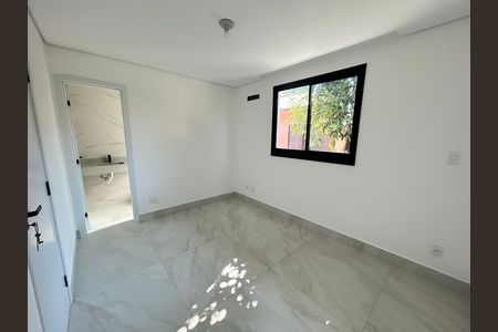 Casa à venda com 124m², 3 quartos e 2 vagas