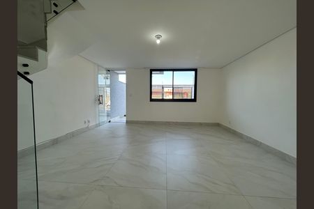 Casa à venda com 124m², 3 quartos e 2 vagas