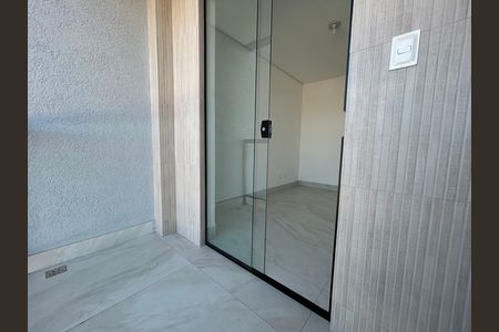 Casa à venda com 124m², 3 quartos e 2 vagas