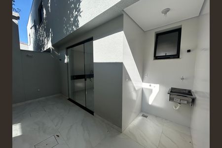 Casa à venda com 124m², 3 quartos e 2 vagas