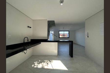 Casa à venda com 124m², 3 quartos e 2 vagas