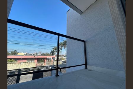 Casa à venda com 124m², 3 quartos e 2 vagas
