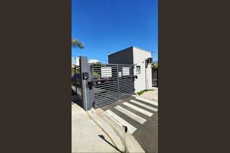 Apartamento para alugar com 36m², 2 quartos e 1 vaga Apartamento para alugar com 36m², 2 quartos e 1 vagaFachada