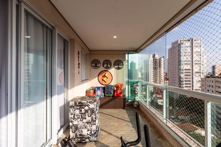 Apartamento para alugar com 120m², 3 quartos e 2 vagasVaranda