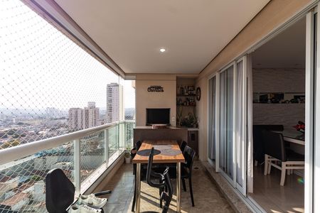 Varanda de apartamento para alugar com 3 quartos, 120m² em Vila Romana, São Paulo