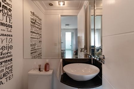 Apartamento para alugar com 120m², 3 quartos e 2 vagasLavabo