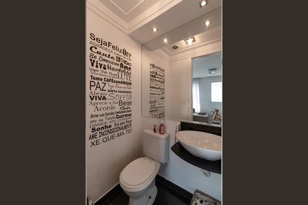 Lavabo de apartamento para alugar com 3 quartos, 120m² em Vila Romana, São Paulo