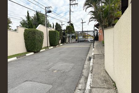 Casa de condomínio à venda com 100m², 2 quartos e 1 vagaEntrada Condomínio 