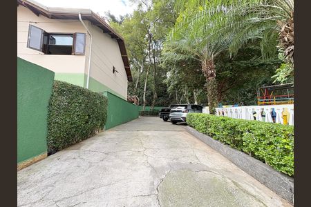Casa de condomínio à venda com 100m², 2 quartos e 1 vagaVagas de visitante 