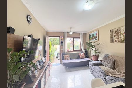 Sala de casa de condomínio à venda com 2 quartos, 100m² em Jardim Regina, São Paulo