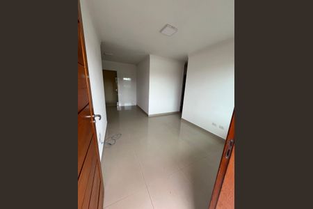 Sala de casa de condomínio para alugar com 3 quartos, 100m² em Vila Gustavo, São Paulo