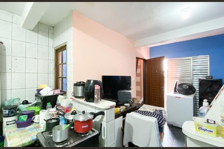 Casa para alugar com 72m², 1 quarto e 1 vagaSala/cozinh 