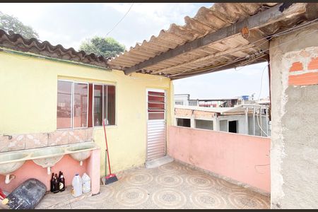 Casa para alugar com 72m², 1 quarto e 1 vagaÁrea de Serviço