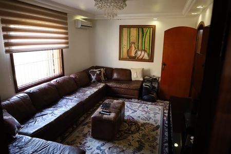 Casa à venda com 600m², 5 quartos e 7 vagasSala 2