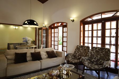 Casa à venda com 600m², 5 quartos e 7 vagasSala